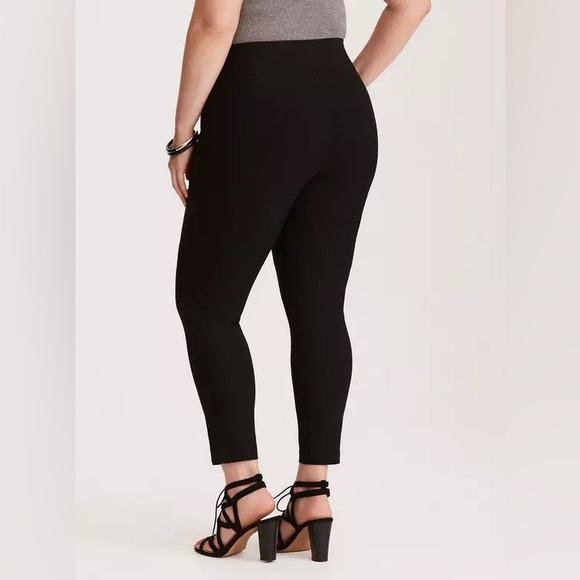 BUNDLE 2 pair Torrid Black Pull-On Pixie Pants sz 3 XS extra short 3X - Picture 2 of 11